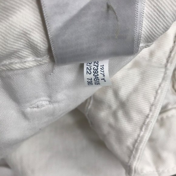 AMERICAN EAGLE Size 6 Highest Rise Distressed White Baggy Cut Off Shorts - Picture 13 of 16